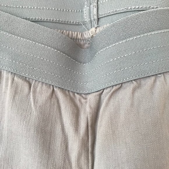 BCBGMaxAzria "Mason" Skinny Pant in Limestone - Picture 2 of 4